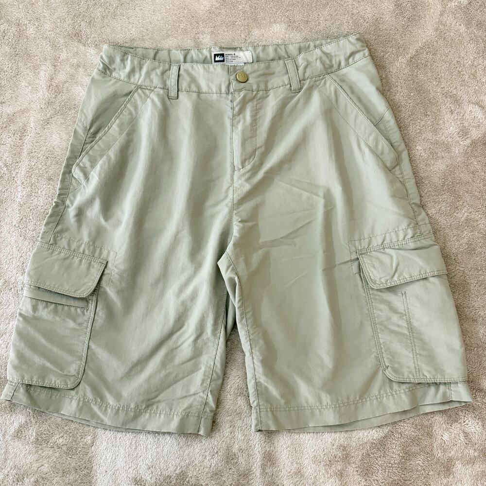 REI Co-op Women Sahara Cargo Shorts 4 Lt Khaki Nylon Hiking Gorpcore Outdoors